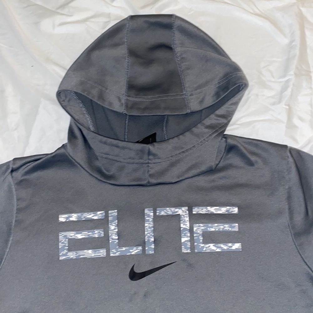 NIKE ELITE SWEATSHIRT